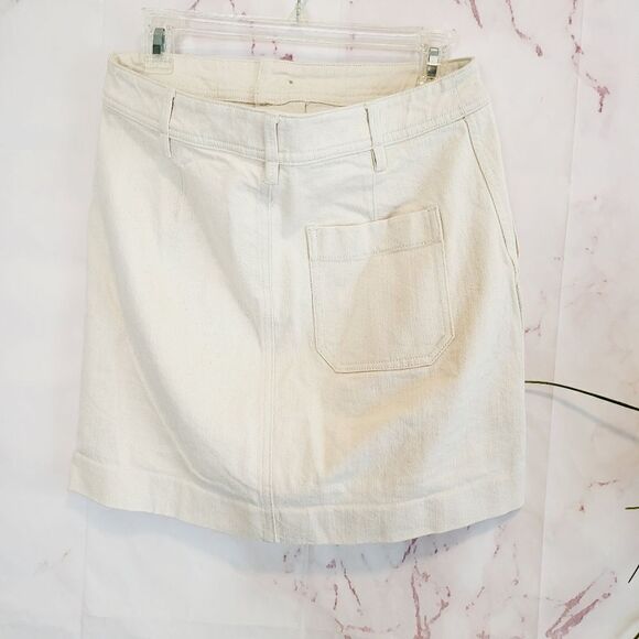Madewell ivory cream color A line mini skirt with stretch! - Picture 3 of 6